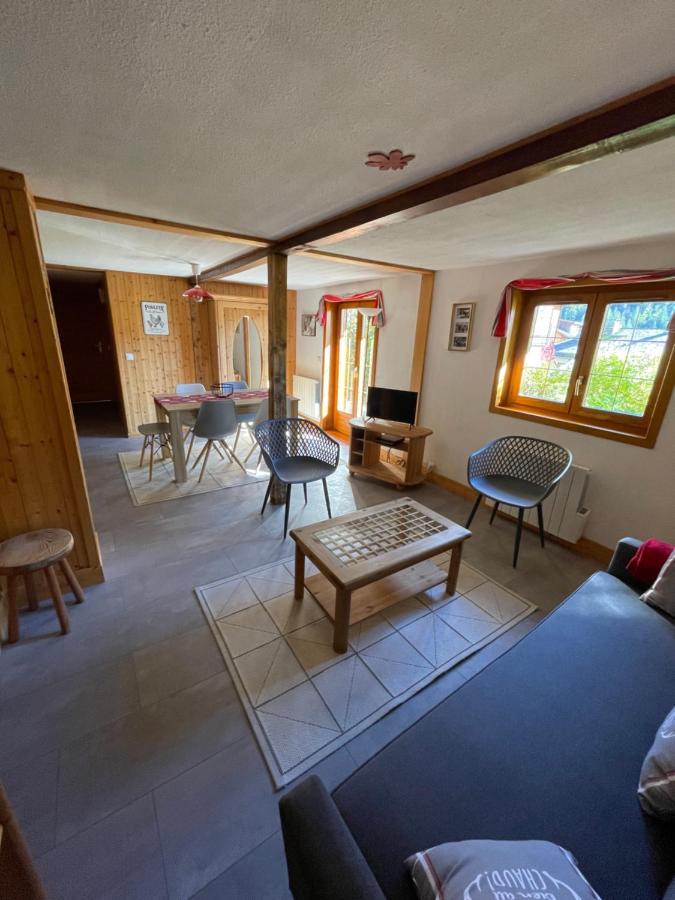 "Chalet Les Aravis" Chalet Et Appartements Льо Гран-Борнан Екстериор снимка