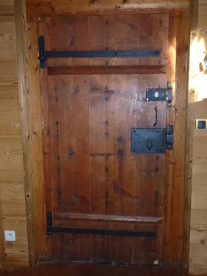 "Chalet Les Aravis" Chalet Et Appartements Льо Гран-Борнан Екстериор снимка
